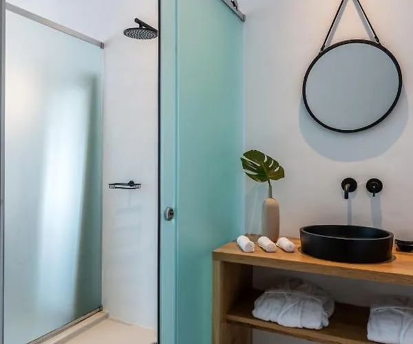 Obsession Mykonos 圣斯特凡诺斯